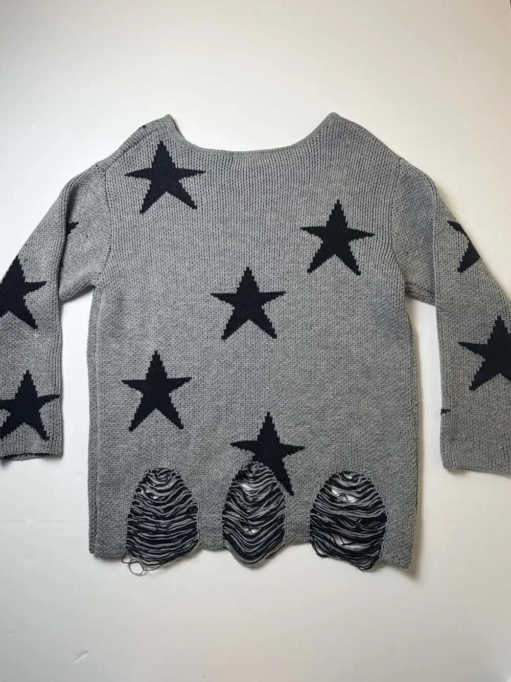 Zenana Distressed Star Knit Sweater Gray Black Long Sleeve Women’s Medium - Picture 5 of 11